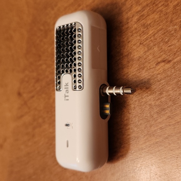 Griffin iTalk voice recorder for iPod with speaker - Picture 6 of 6